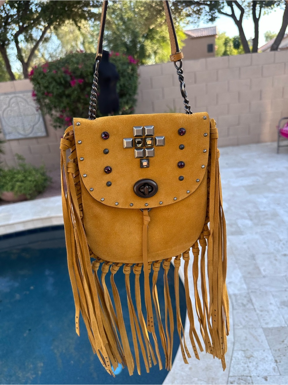 Gorgeous mustard fringe 1941 coach purse - Picture 10 of 11
